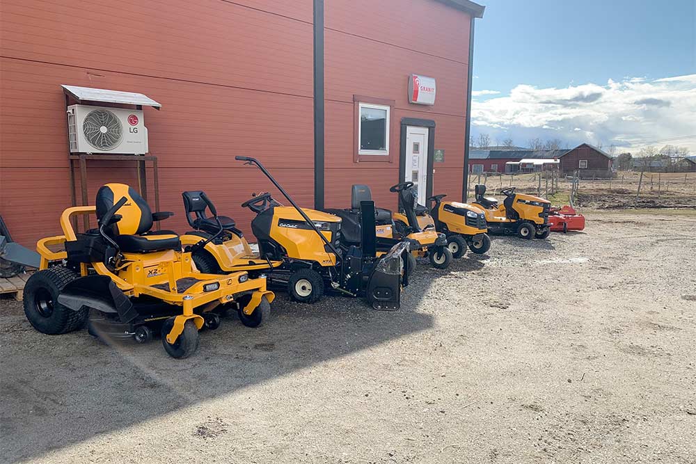 Återförsäljare för Cub Cadet - Försäljning av gräsklippare och snöslungor